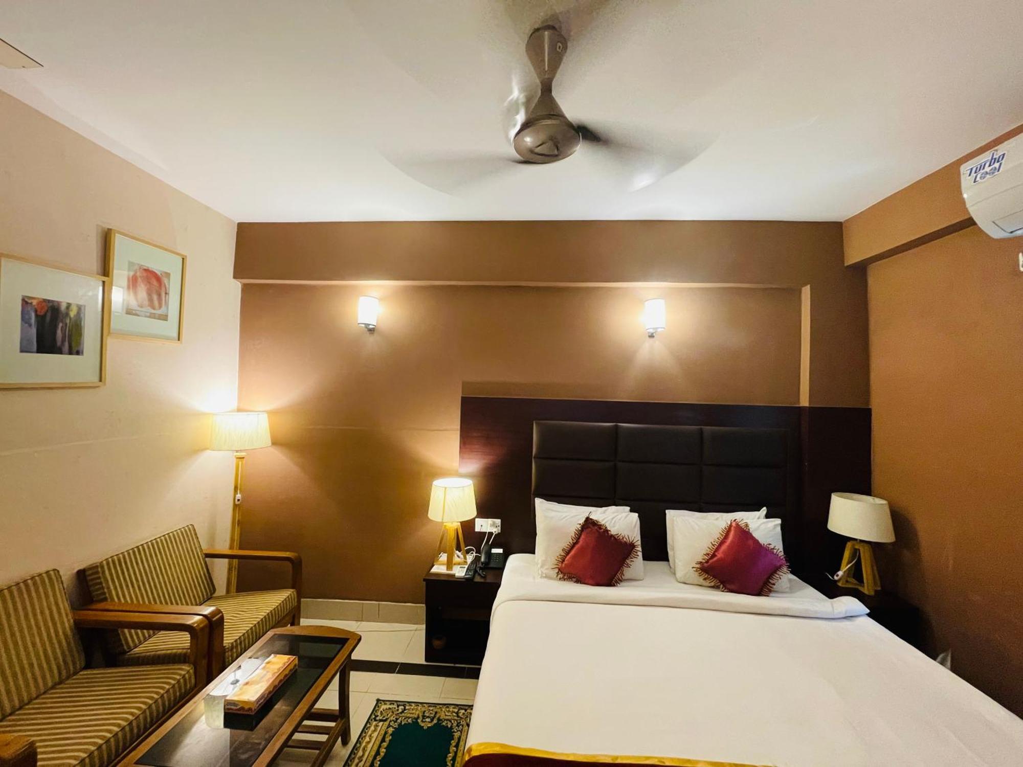 Hotel Kollol By J&Z Group Cox's Bazar Buitenkant foto